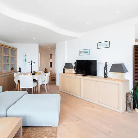 A16 Staywiz Us - 2bdr Sea View - Center - Parking & Terrace