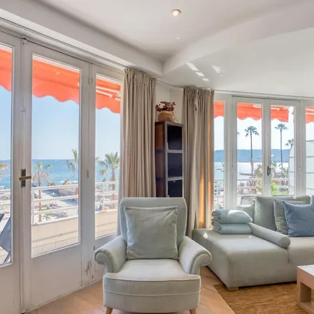 A16 Staywiz Us - 2bdr Sea View - Center - Parking & Terrace Apartmán