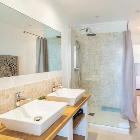 A16 Staywiz Us - 2bdr Sea View - Center - Parking & Terrace *